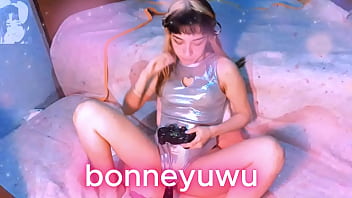 Bonneyuwu 10 25 kum en todo el cuerpo