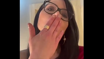 Selfie video masturbates in miniskirt and stockings