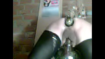 Mete Verga A La Botella Y Chapa De Puerta Al Culo thumbnail