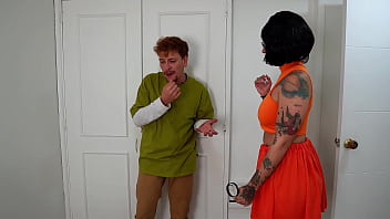 Bilma is a very horny nymphomaniac she loves to swallow cum la rola