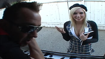 Blonde kylie reese beauty rides his big dick