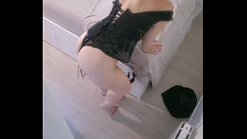 Mon petit cul te donne envie tu veux en voir plus et en savoir plus rejoint moi