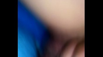 Con La Mano De Mi Esposa D Se Masturba Mi Vecino thumbnail