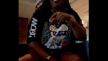 I’m every man’s favorite kandi bar #blacktrans #ebonytrans #blacktgirls #prettytrans #beautitultrans #sexytrans #natu