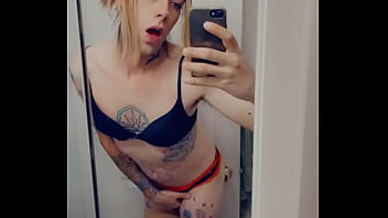 Gorgeous Tranny Rubbing Her Clitty thumbnail