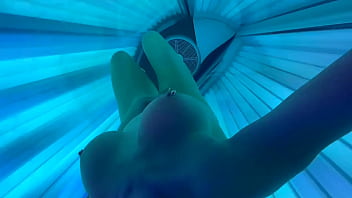 Masturbate and big tits play inside solariu tanning bed join me in this hot hot tube