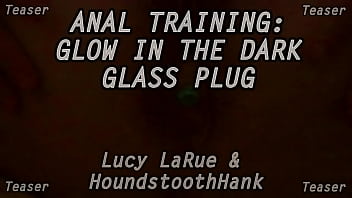 Anal glow in the dark glass plug