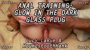 Anal glow in the dark glass plug
