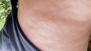 Novinho me fodeu na praia e quase que os turistas pegam nós no flagrante