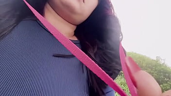 Novinho me fodeu na praia e quase que os turistas pegam nós no flagrante