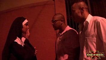 Reconverteram a freira