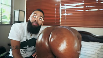 Game stream distractions