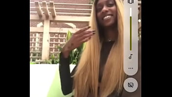 Psa rapping aint for everybody ladies please don't do this repeat please do not do this