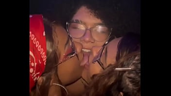 Festinha com as amigas