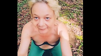 Sexy en foret je trouve un inconnu pour hummmmm
