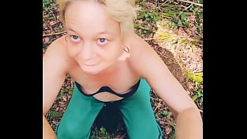Sexy en foret je trouve un inconnu pour hummmmm