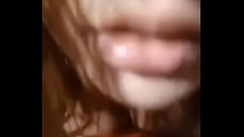 Marido corno segurando a câmera enquanto o outro me deixa sem ar