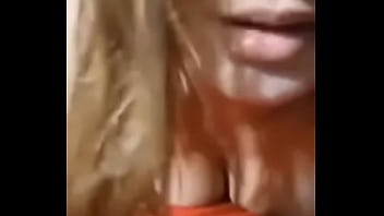 Marido corno segurando a câmera enquanto o outro me deixa sem ar