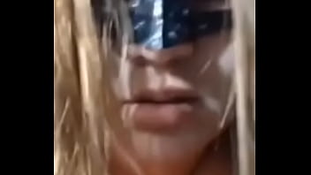 Marido corno segurando a câmera enquanto o outro me deixa sem ar