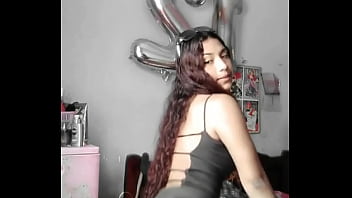 Stefa chibola mueve rico culo Stefa chibola mueve rico culo