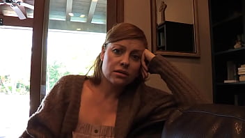 Sovereign syre gets fisted by elle alexandra