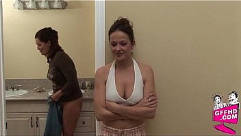 Sensual lesbains 0470