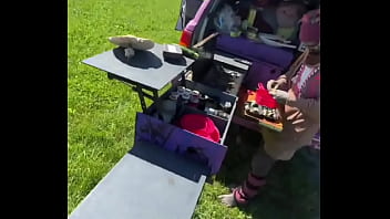 Time for some food outdoors with our adventure jeep ️what’s your favorite meal to enjoy in nature #outdoor