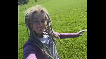 Time for some food outdoors with our adventure jeep ️what’s your favorite meal to enjoy in nature #outdoor