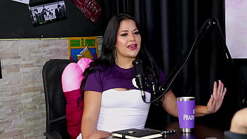 Tinha medo de fazer sexo anal foi morar com o amigo transaram na praia e a família soube adryh prcybylovicz e alex hanndrykxi sheer red