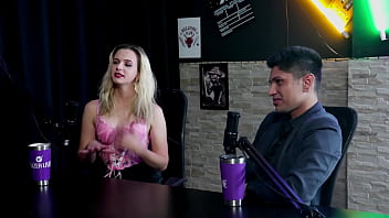 Tinha medo de fazer sexo anal foi morar com o amigo transaram na praia e a família soube adryh prcybylovicz e alex hanndrykxi sheer red