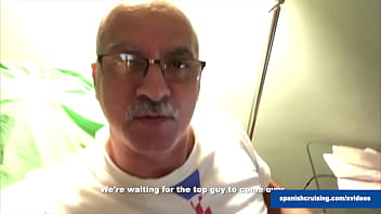 Papi Chris Atendido Por Sus Putitos thumbnail