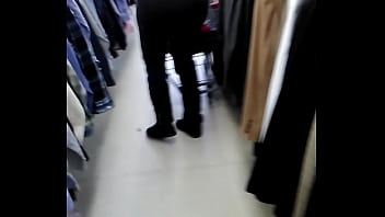 Phat ass lady in a thrift store smhh