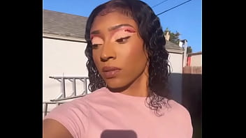 I attempted to do a vday photoshoot yesterday but was too much traffic i will attempt again before the 14th I attempted to do a vday photoshoot yesterday but was too much traffic i will attempt again before the 14th
