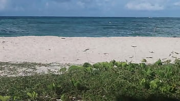 Hermosa vista frente al hotel isleño en la isla de san andres ven a disfrutar