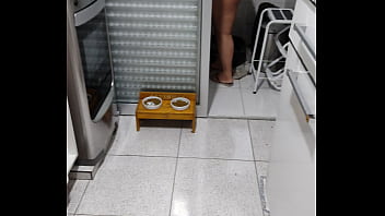 Pelada em casa