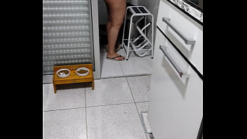 Pelada em casa