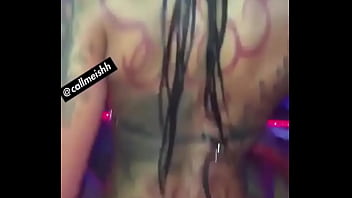 Dançarina com bundão