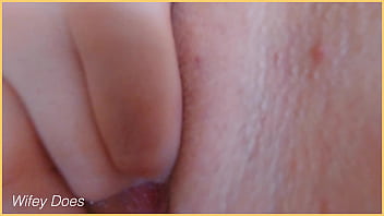 Milfs Pussy After She Masturbates Hard thumbnail