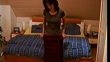 Patu Strips And Plays Again thumbnail