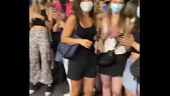 Se lo chupan a policías