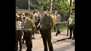 Se Lo Chupan A Policías thumbnail