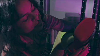 My feet are ready for your face