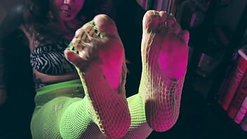 My feet are ready for your face