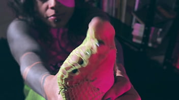 My feet are ready for your face