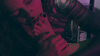 My feet are ready for your face