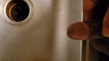 Alan Prasad Cums Like A Pro thumbnail