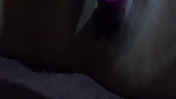 Introduzi um objeto na minha buceta Introduzi um objeto na minha buceta