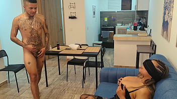 Thomas y rioc tiene una competencia por quien se folla mas rico a mara