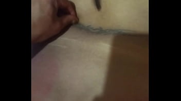 Joven de 18 acepta tener sexo por dinero mientras juega free fire