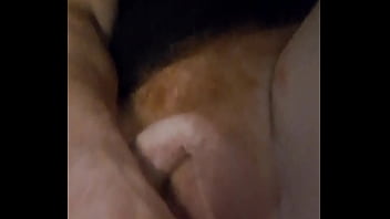 Anální hrátky z kuželem jam až mi zajede a jak mě roztáhne